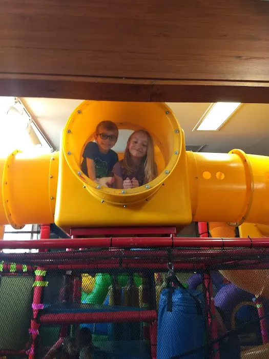 J.U.M.P.S. Indoor Bounce House & Party Zone Picture 3
