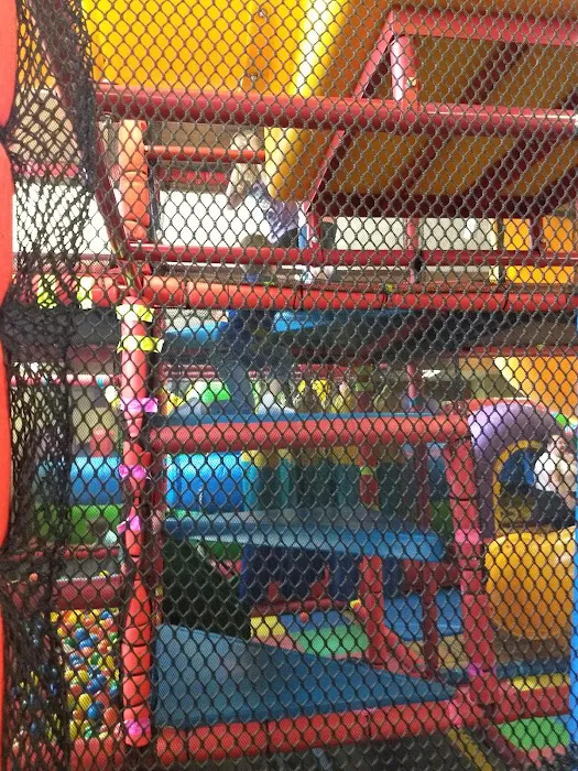 J.U.M.P.S. Indoor Bounce House & Party Zone Picture 7