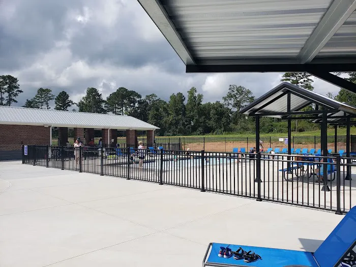 Melrose Park Playground & Splashpad Picture 6