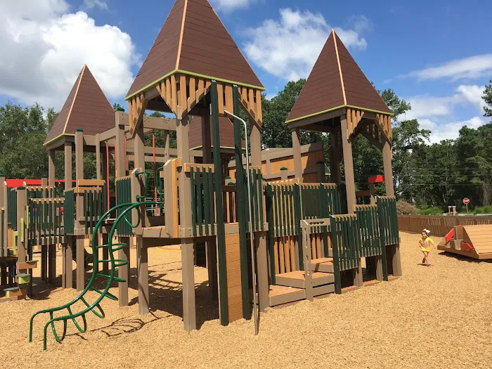 WEST NEW BERN RECREATION CENTER Picture 1