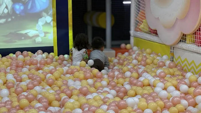 Kool Kids Club - Indoor Playground & Birthday Party in Los Angeles Picture 6