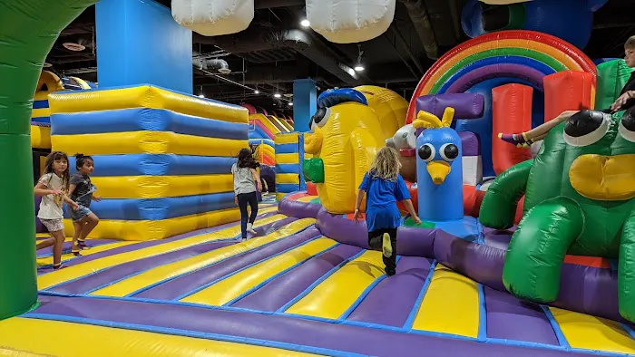 FUNBOX LOS ANGELES - ARCADIA Picture 2