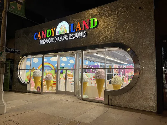 World of Candy Land Indoor Playground Picture 1