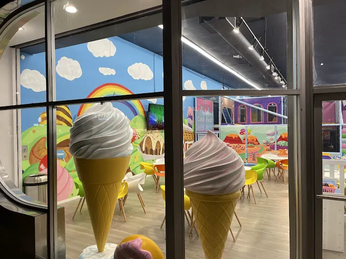 World of Candy Land Indoor Playground Picture 10