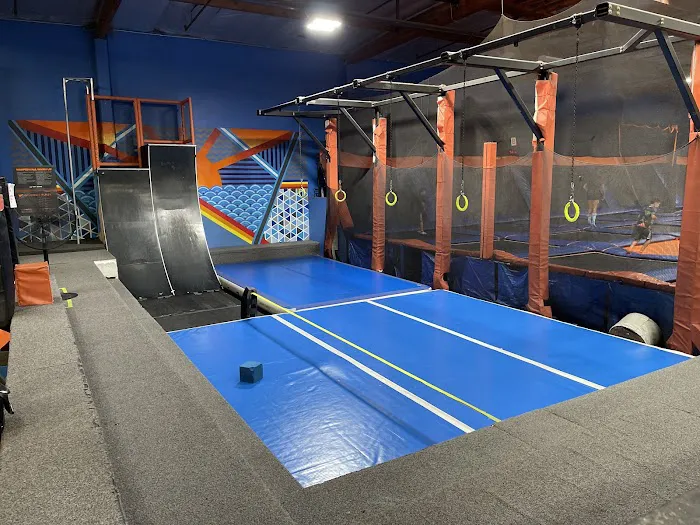 Sky Zone Trampoline Park Picture 7