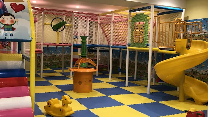 Funland on Sunland Indoor Playground Picture 3