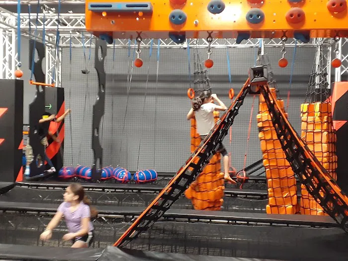 Sky Zone Trampoline Park Picture 4