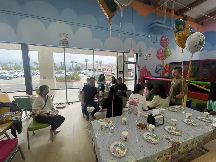 Kids Empire Covina Picture 7