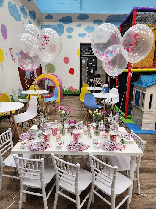 Play & Beyond Fun Zone Picture 1
