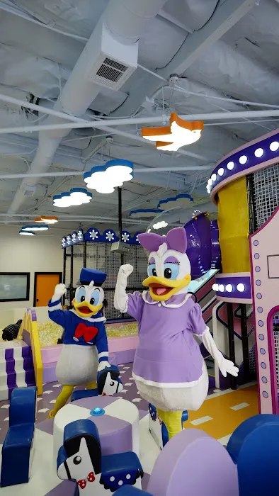 FunZy Indoor Playground Picture 9