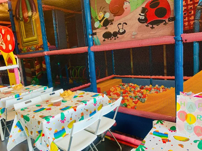 Stay and Play Picture 4