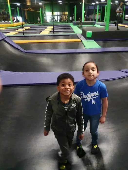 Get Air Trampoline Park Picture 10