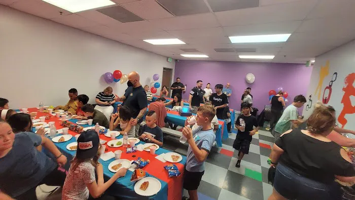 Party Kingdom Picture 10