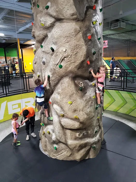 Sky Zone Trampoline Park Picture 3