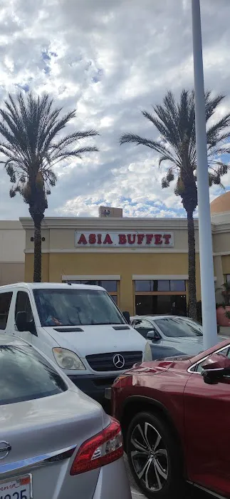 Buena park mall Portillo's Picture 1