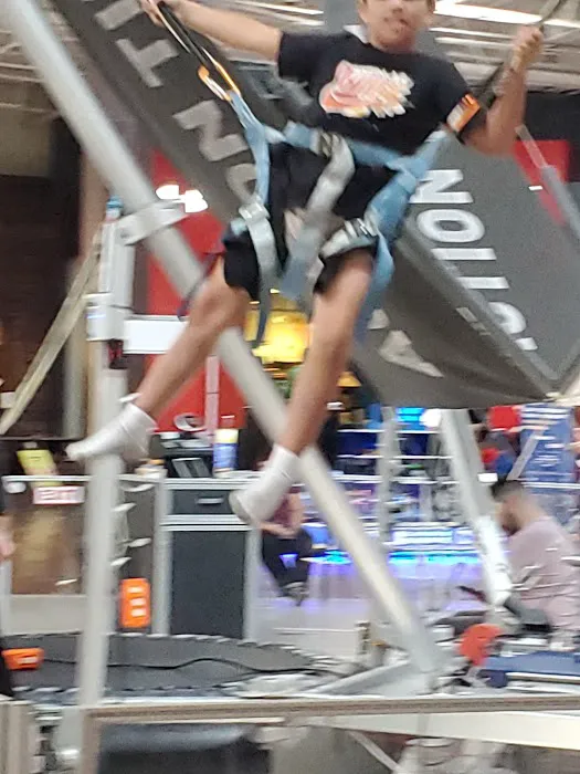 Action Time Bungee Trampoline Picture 1