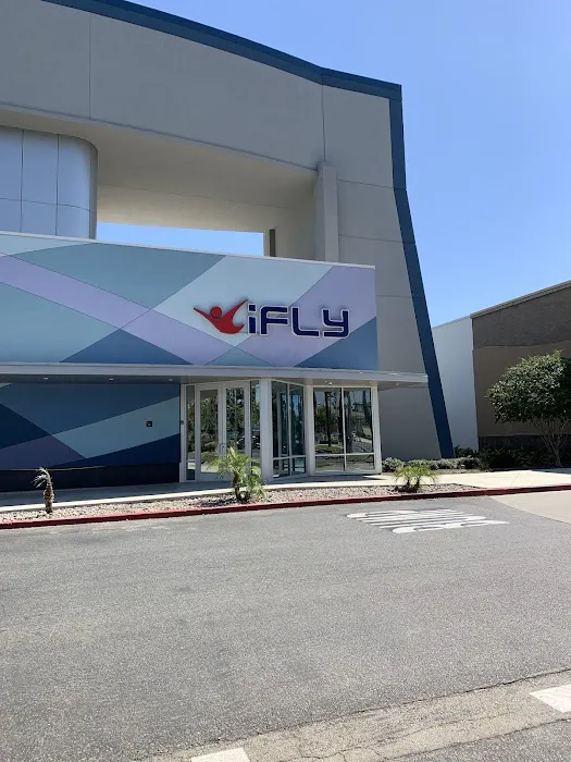 iFLY Indoor Skydiving - Ontario Picture 2