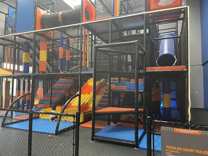 Sky Zone Trampoline Park Picture 2