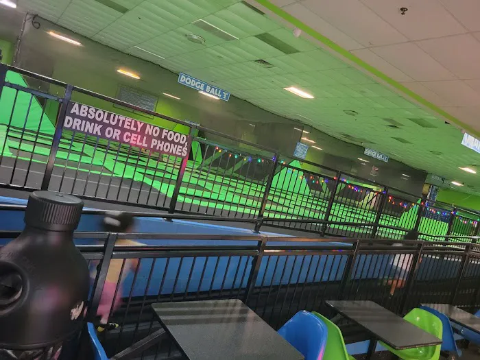 Just Play Indoor Adventure Park Picture 2