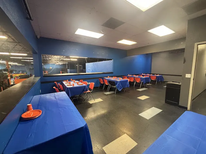 Sky Zone Trampoline Park Picture 6
