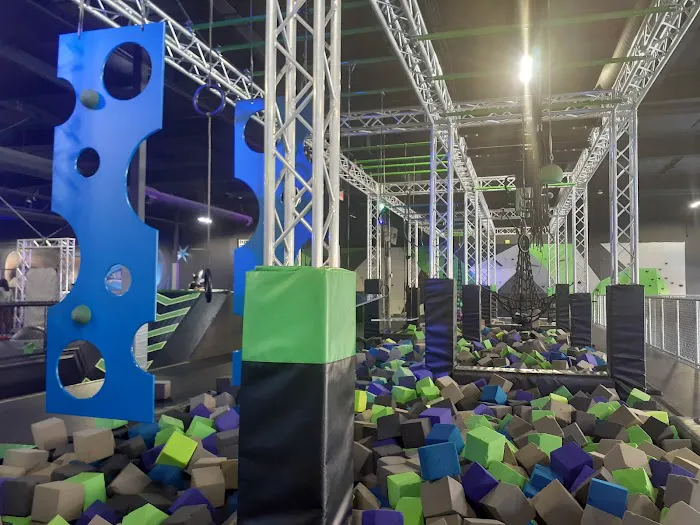 Sky Zone Trampoline Park Picture 4