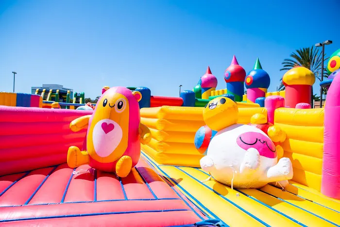 FUNBOX INLAND EMPIRE - ONTARIO Picture 6