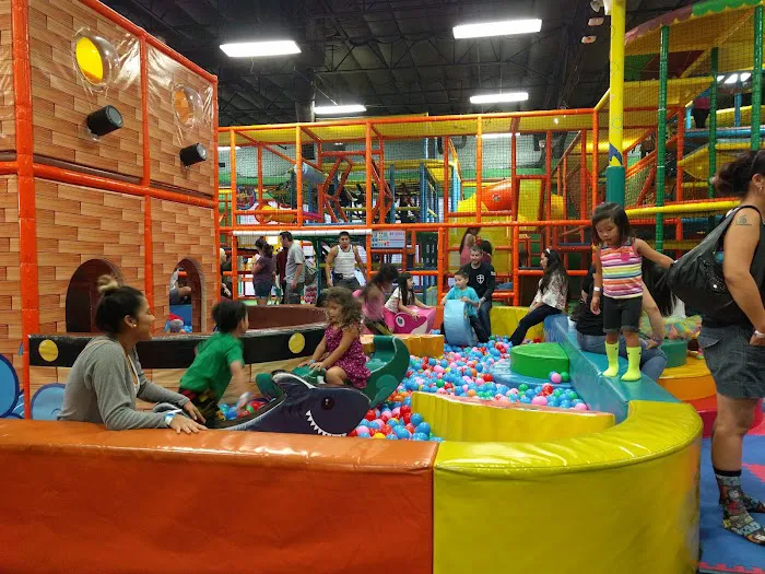 LOL KIDS CLUB - ONTARIO, CA Picture 3