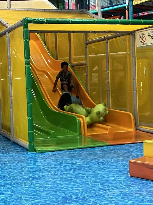 LOL KIDS CLUB - ONTARIO, CA Picture 1
