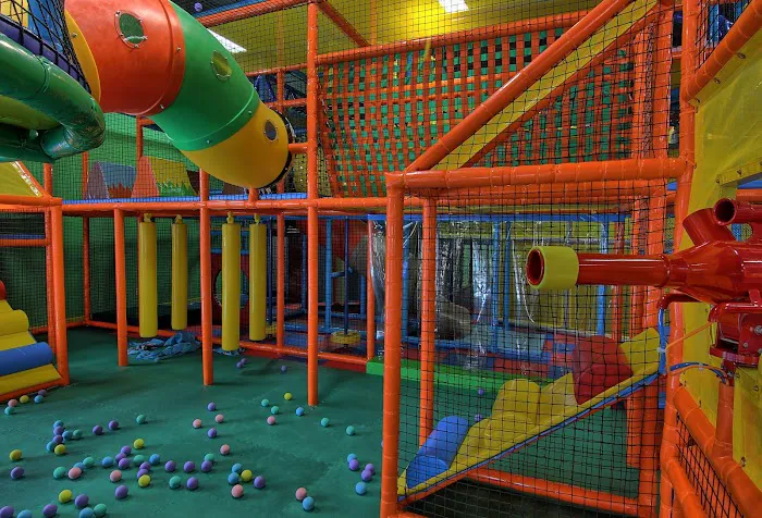 LOL KIDS CLUB - ONTARIO, CA Picture 6