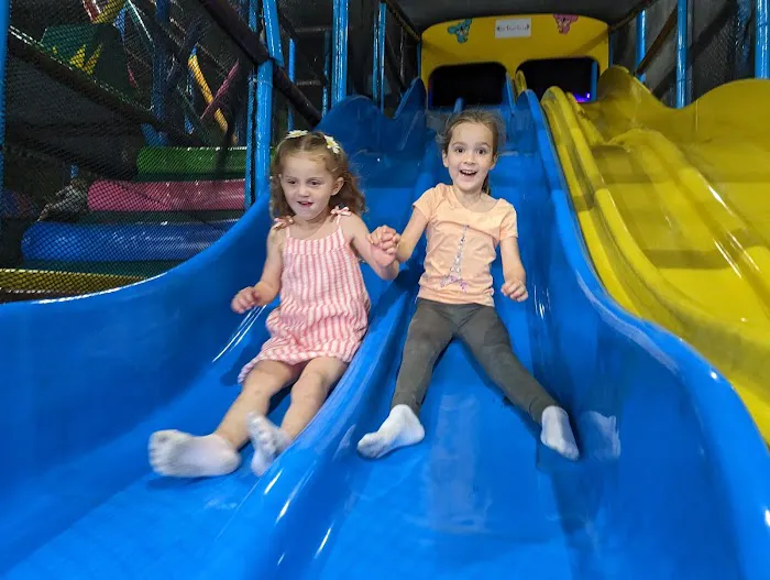 We Play Loud Kids Indoor Playground Picture 9