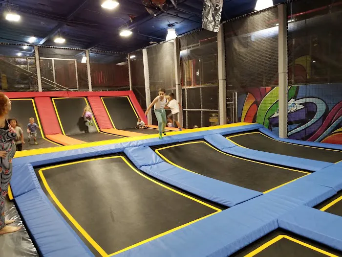 UPTOWN JUNGLE FUN PARK | Murrieta, CA Picture 3