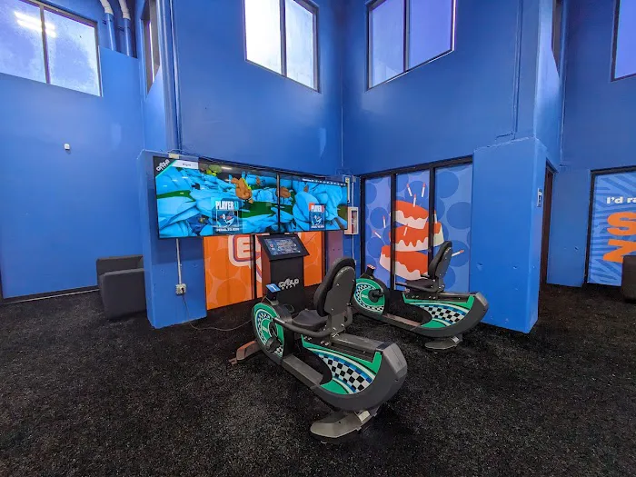 Sky Zone Trampoline Park Picture 5