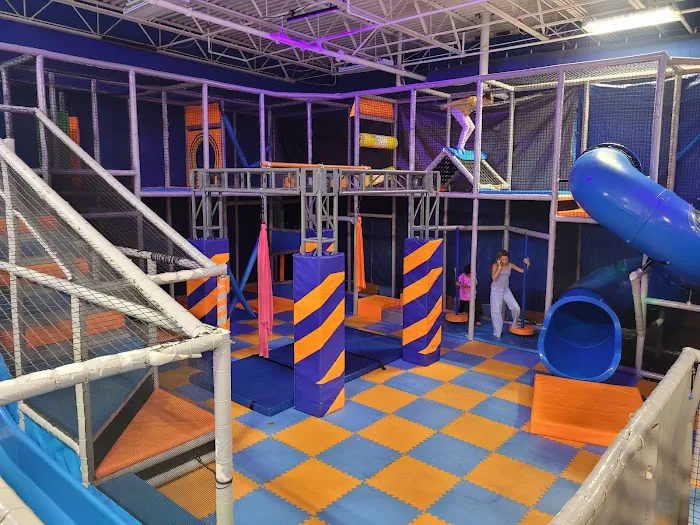 Sky Zone Trampoline Park Picture 7