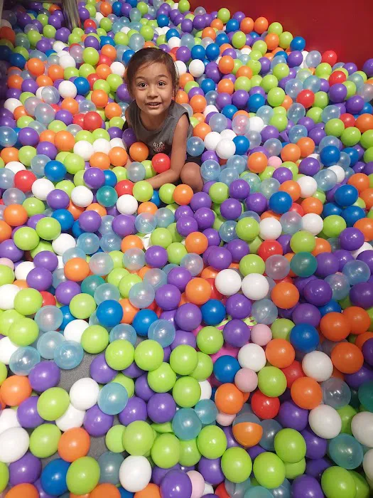 LOL Kids Club estados unidos Picture 4