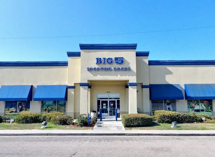 Big 5 Sporting Goods Picture 2