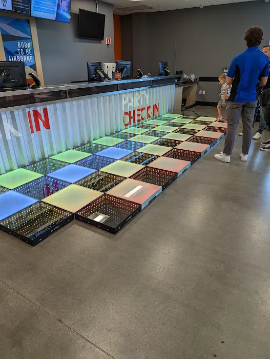Sky Zone Trampoline Park Picture 10