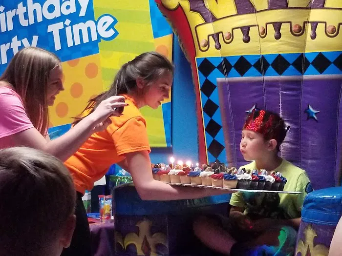 Pump It Up Murrieta Kids Birthdays and More Picture 9