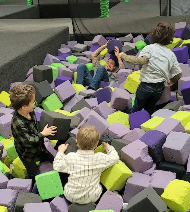 Get Air Trampoline Park Picture 2