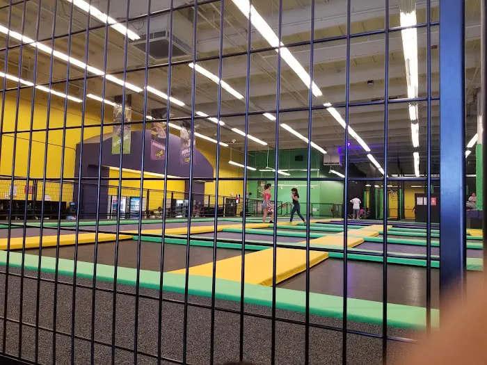 Get Air Trampoline Park Picture 2