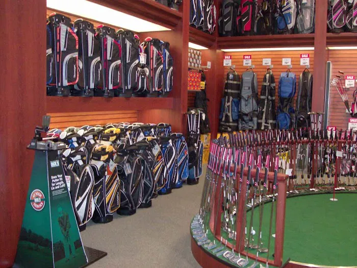 DICK'S Sporting Goods Picture 4