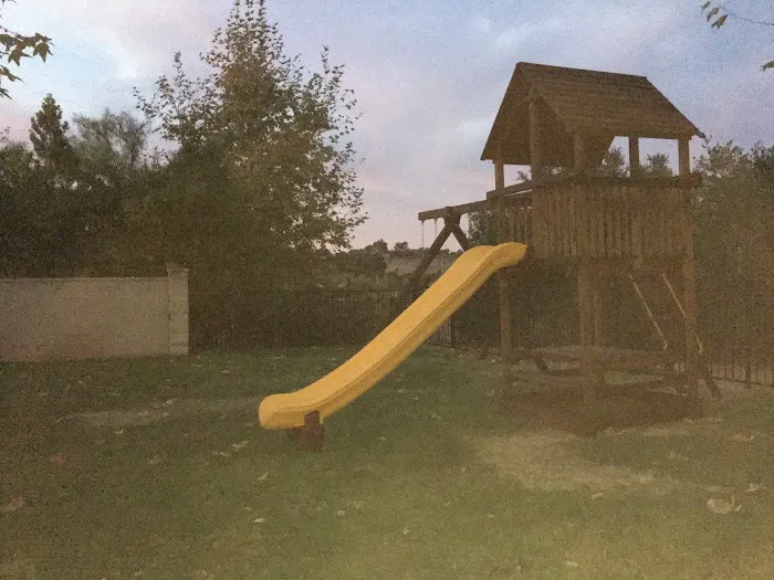 Ready Play Set Picture 1
