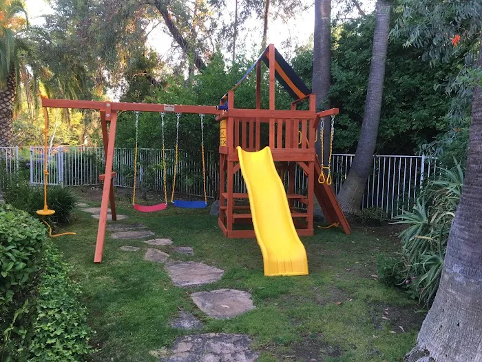 Ready Play Set Picture 10