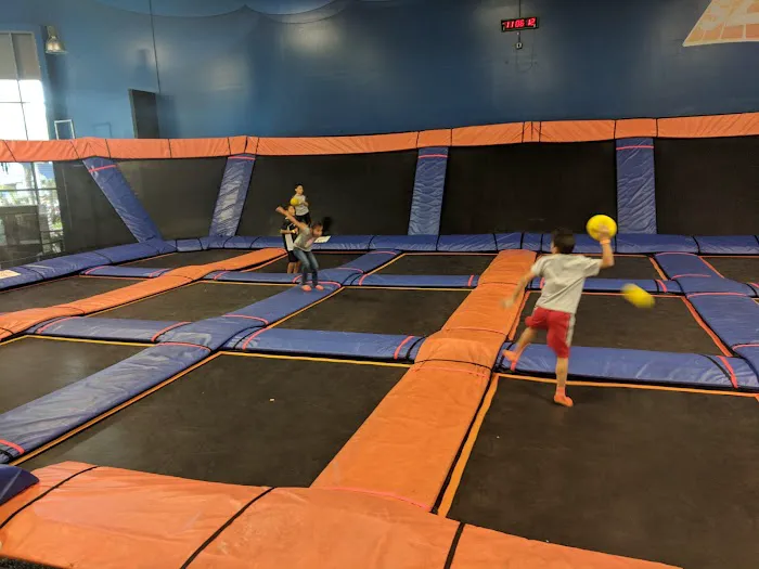 Sky Zone Trampoline Park Picture 9