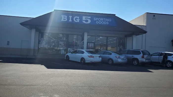 Big 5 Sporting Goods Picture 7