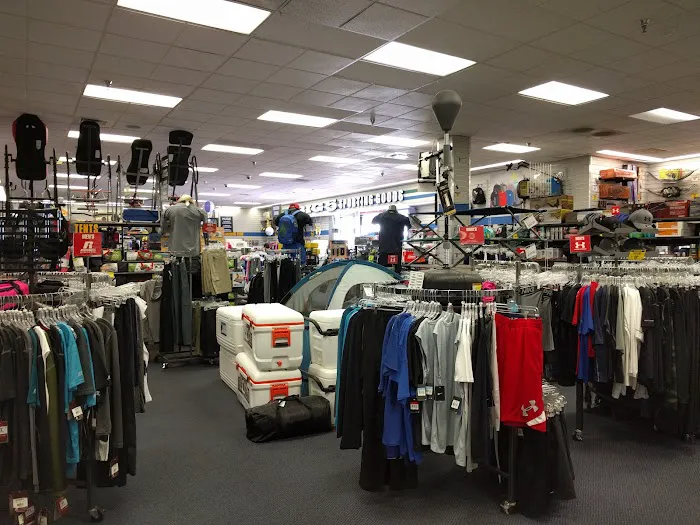 Big 5 Sporting Goods Picture 4