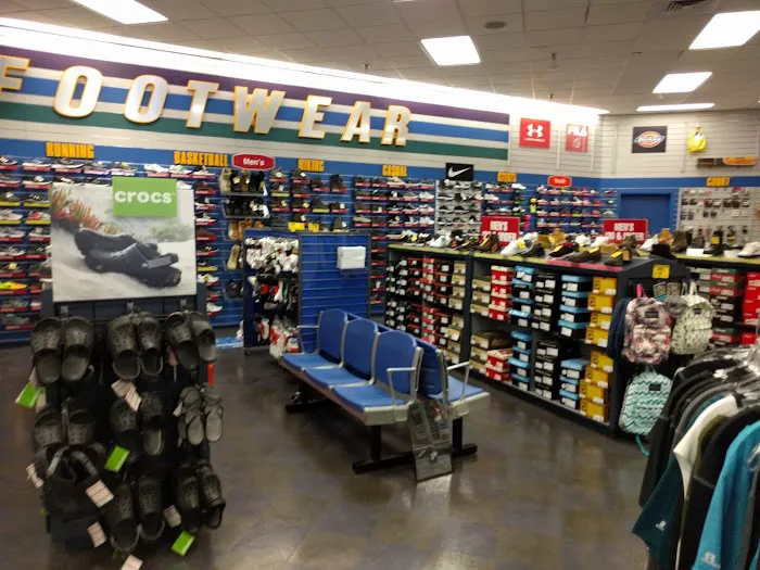 Big 5 Sporting Goods Picture 8