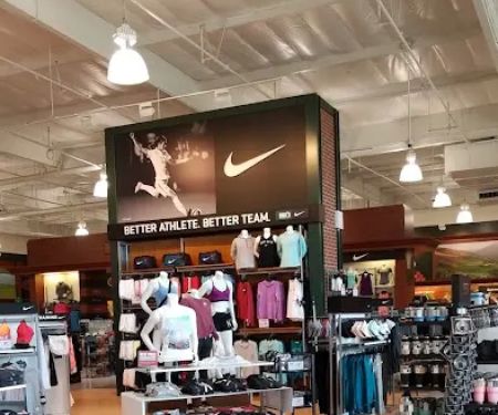 DICK'S Sporting Goods