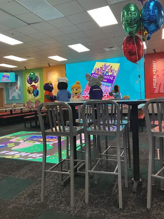 Chuck E. Cheese Picture 7