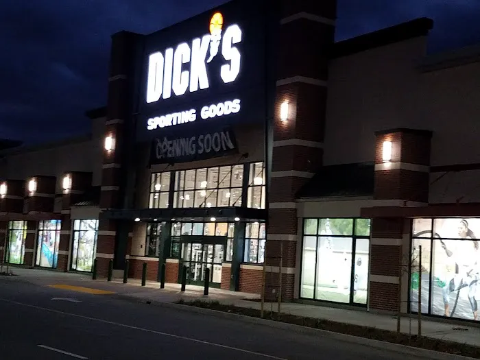 DICK'S Sporting Goods Picture 9