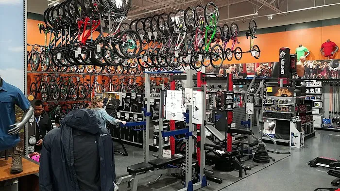 DICK'S Sporting Goods Picture 7